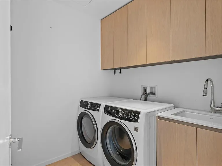 1000 Water St #1201 — Photo 14