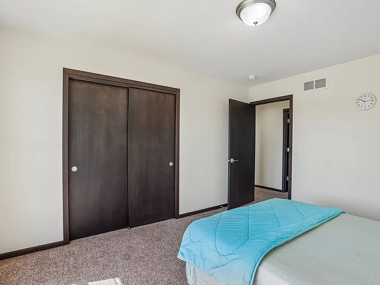 236 Sunshine Ln — Photo 24