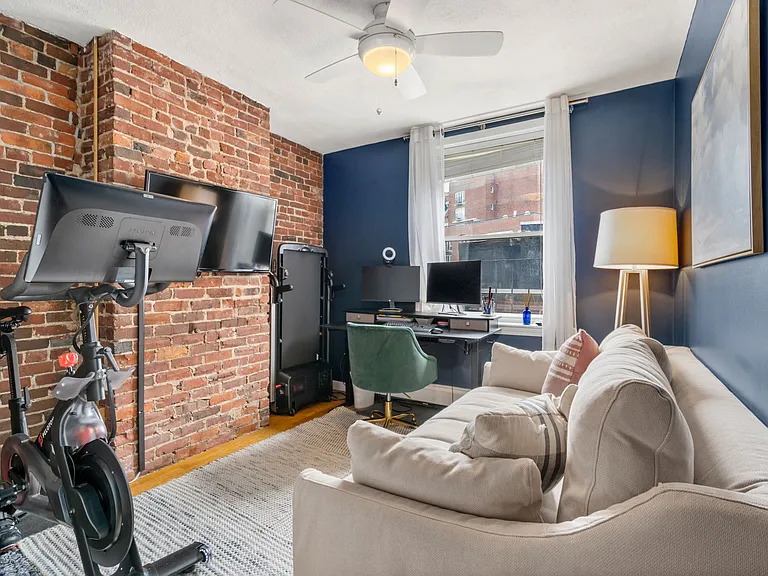 9 Battery St #7 — Photo 15