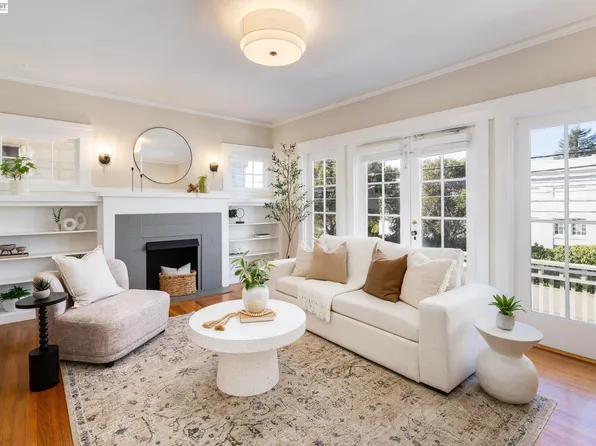 3746 Park Boulevard Way APT B, Oakland, CA 94610