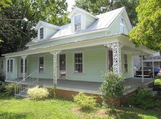 819 N Bonner St, Washington, NC 27889