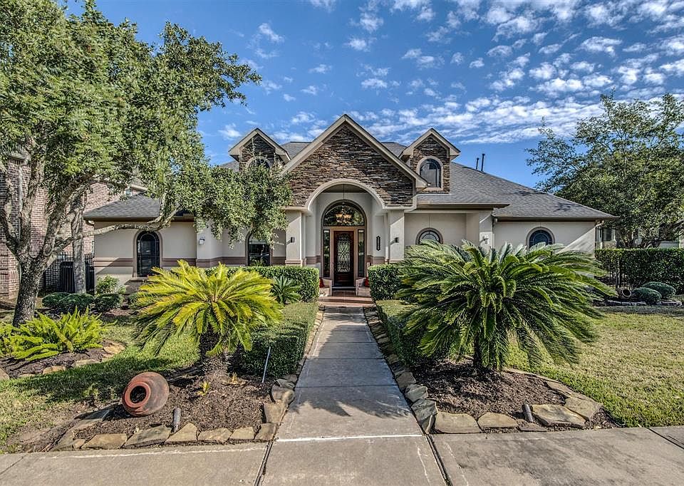 1st image of 2819 Peninsulas Dr