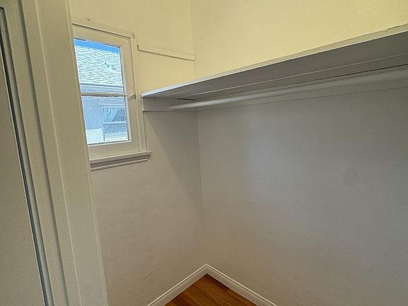 5th image of 119 Magnolia Ave