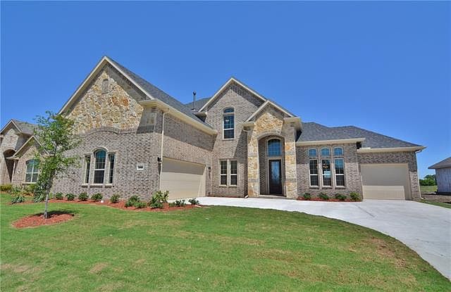 1st image of 2940 Mere Ln