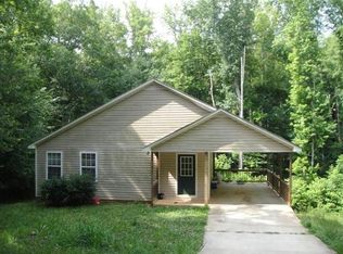 24 Sunnyland Dr, Newnan, GA 30265