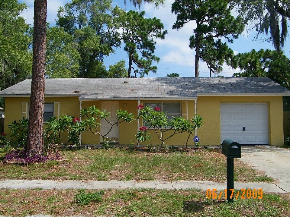 Front of Home with nice landscaping