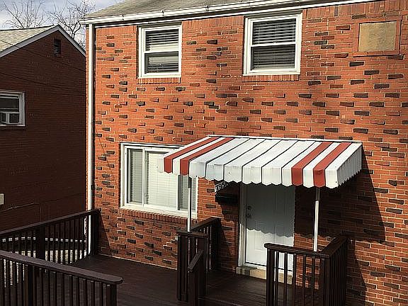 2nd image of 795 Cooke Dr #A