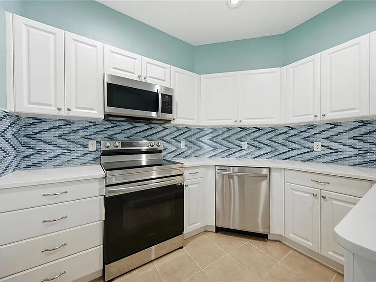 4620 1st Ave E #4620 — Photo 14