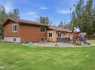 911 E Fairview Loop, Wasilla, AK 99654