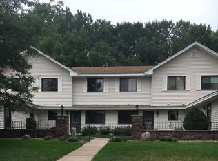 2671 Brookdale Ln N, Brooklyn Park, MN 55444