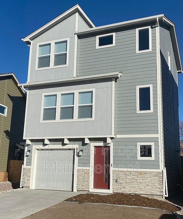 1st image of 889 Grissom Dr