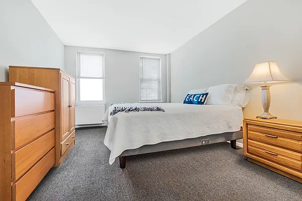 Sold by CENTURY 21 Sunny Gardens Realty, Inc. | media 24