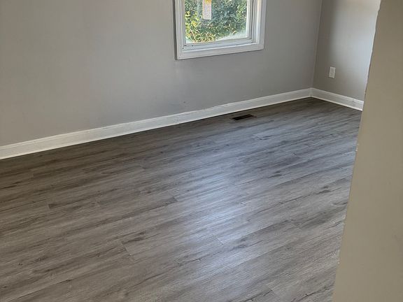 5th image of 1308 Overlook St