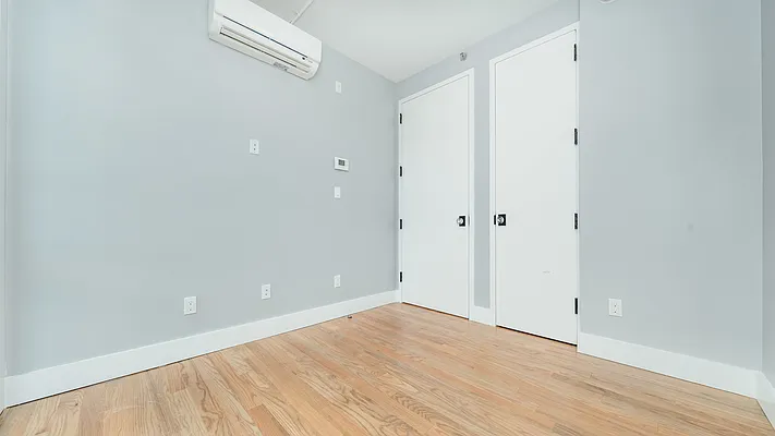 Rented by Nooklyn NYC LLC | media 41