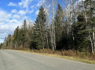 9-11 Pleasant Hill Dr, Mapleton, ME 04757