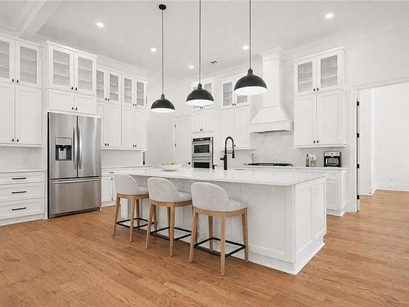 4th image of 1525 Tapestry Rdg