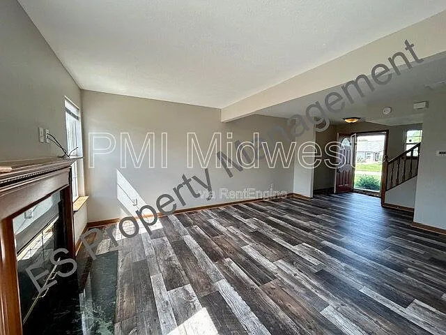 4322 Strawflower Dr — Photo 7