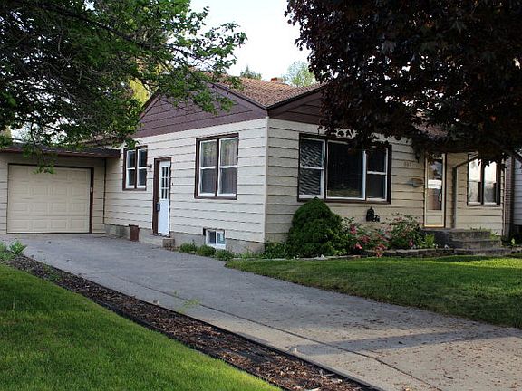 2nd image of 530 College St