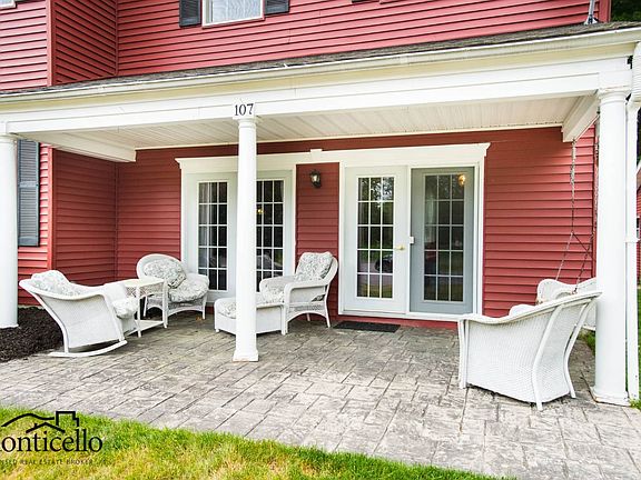2nd image of 107 Stockbridge Ct