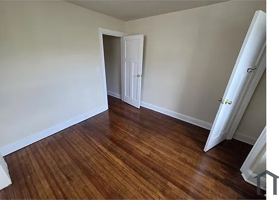 4224 Sheldon Ave — Photo 4