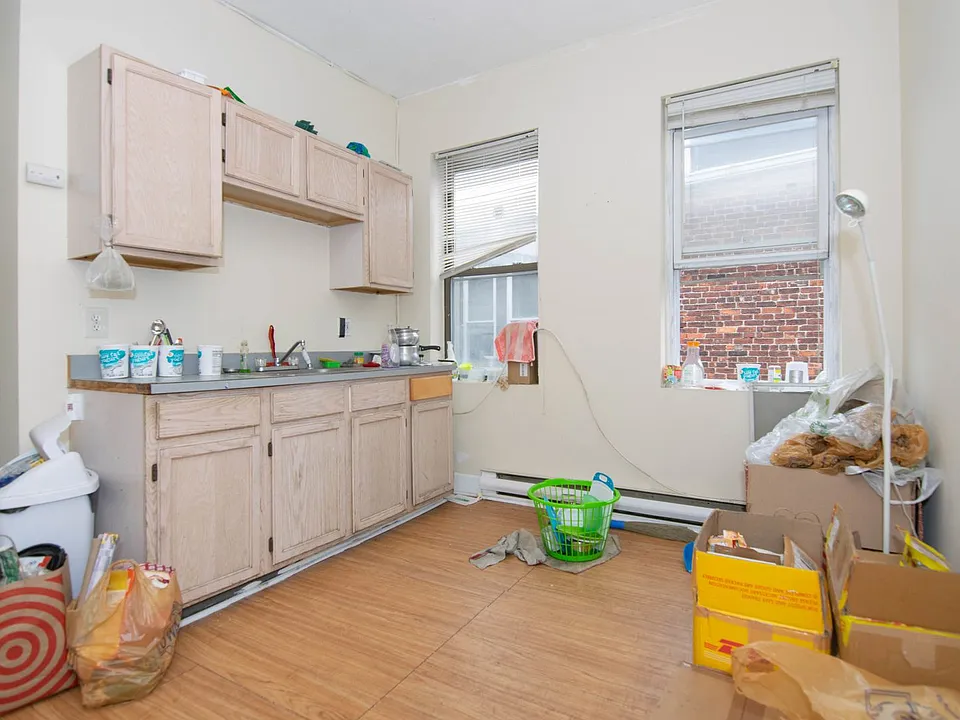 891 Huntington Ave #5