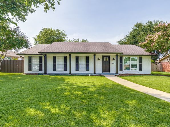 Home for Sale in Farmers Branch TX