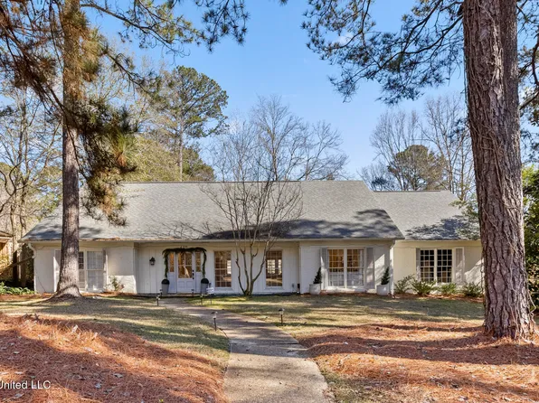 4211 N Honeysuckle Ln, Jackson, MS 39211