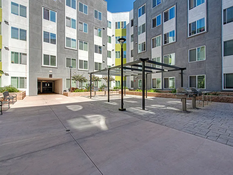 First Point Apartments — Photo 34