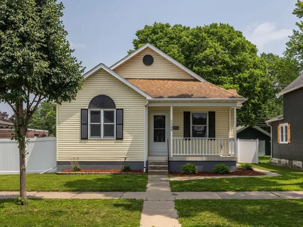 1526 Liberty STREET, La Crosse, WI 54603