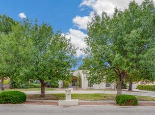 749 Willow Glen Dr, El Paso, TX 79922