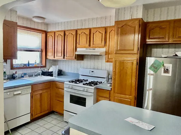 2964 Avenue T image 5 of 10