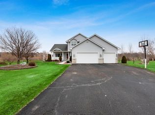 17325 River View Ln SE, Big Lake, MN 55309
