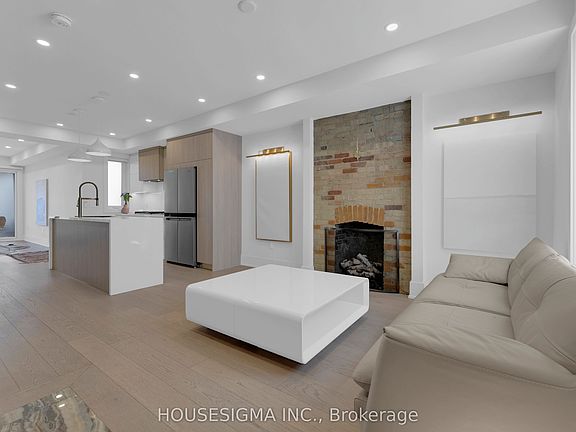 3rd image of 274 Roxton Rd