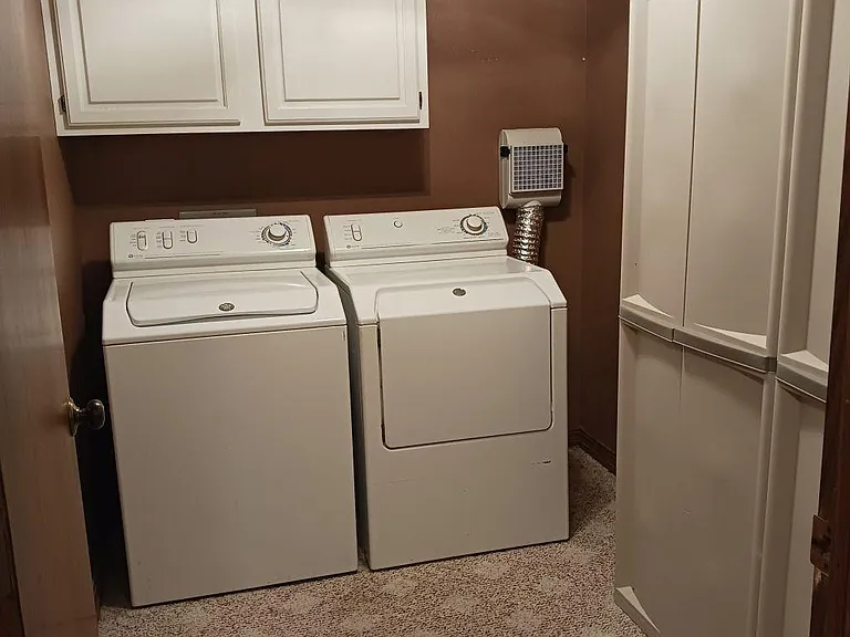 303 N Kansas Ave #403 — Photo 9