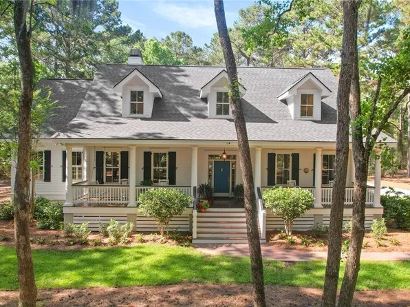 24 Spoonbill Dr, Beaufort, SC 29907