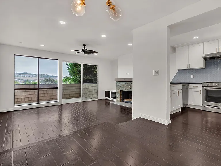 33492 Valley View Ct #19 — Photo 9