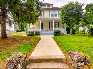 32 Asbury Ave, Atlantic Highlands, NJ 07716