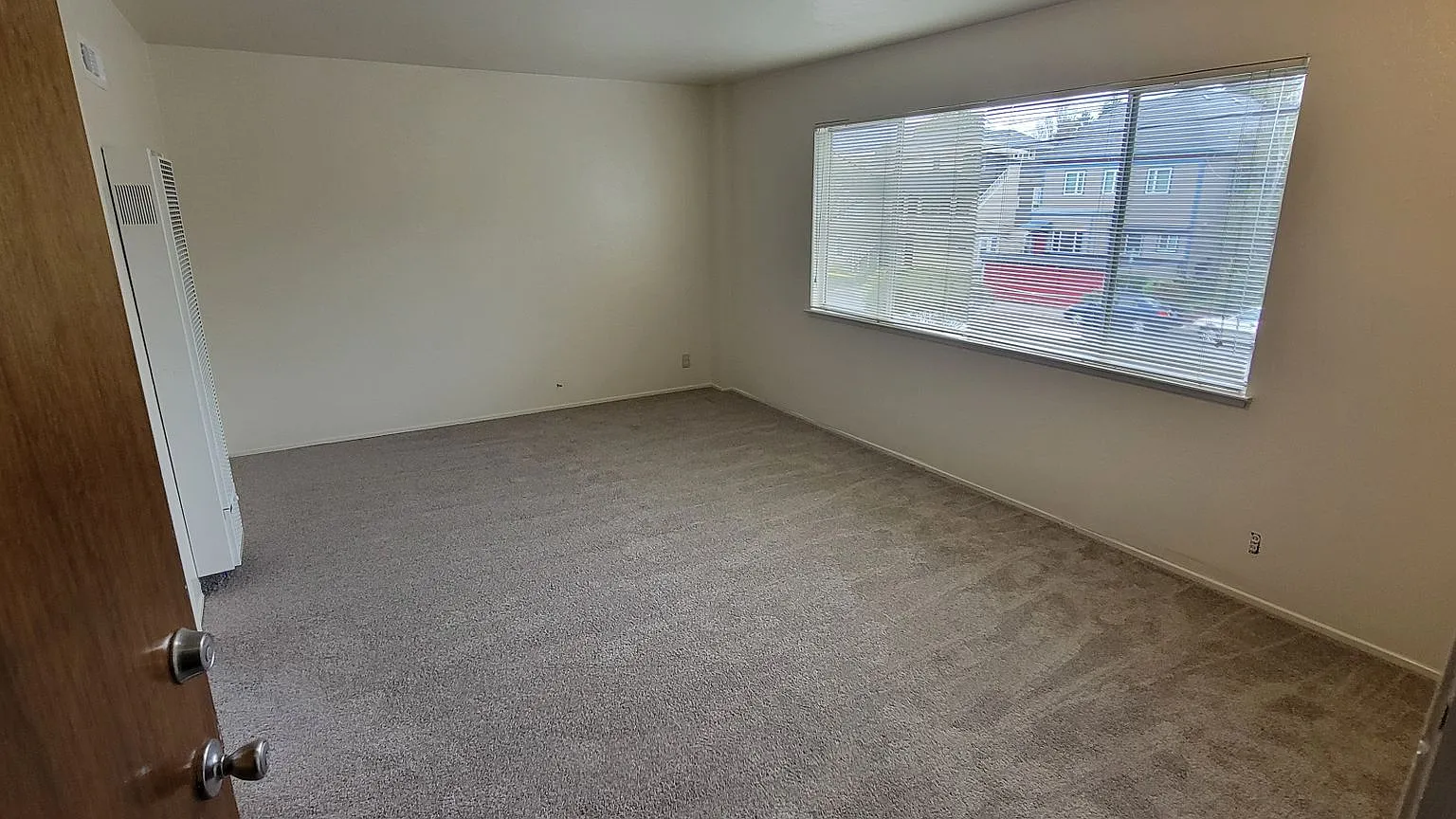 -This is a great 1-bdr right in the heart of Berkeley — Photo 4