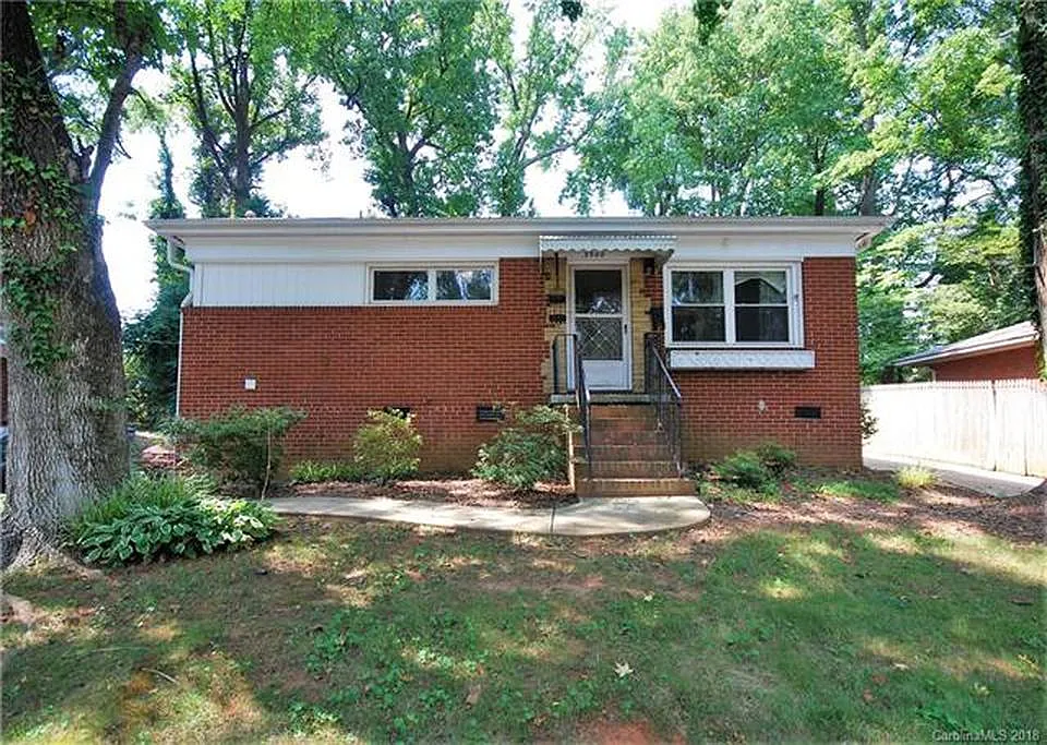 2 bed, 700 sqft, $1,650 — Photo 2