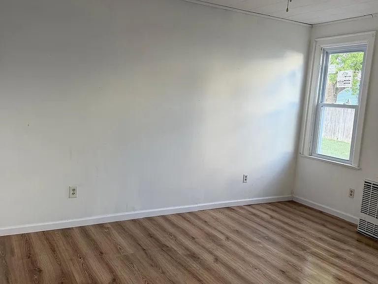 80 Laverack Ave #1 — Photo 10
