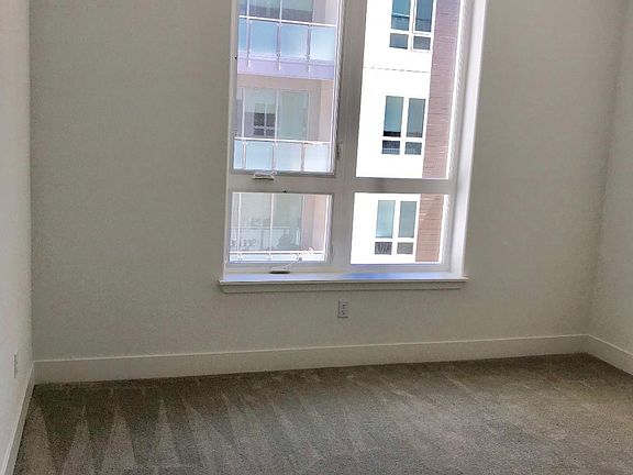 4th image of 45128 Warm Springs Blvd #404