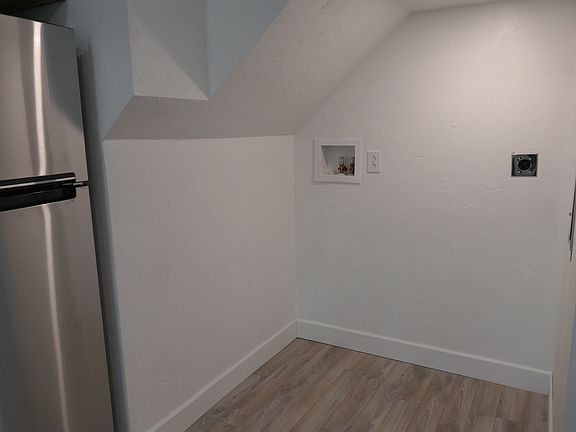 2nd image of 600 Weldon St Unit A