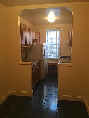 Rented by EZ Sell Realty | media 10