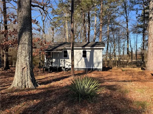 737 Floyd Springs Rd NE, Armuchee, GA 30105