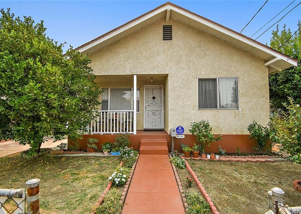 1st image of 2912 Edward Ave