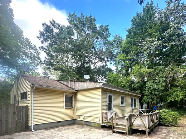 124 Erica Rd, Lakewood, NJ 08701