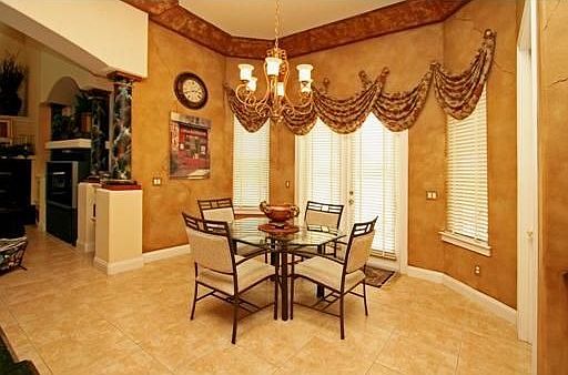 Breakfast Nook