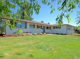 1555 Garfield St, Enumclaw, WA 98022