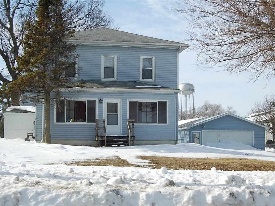 2nd image of 402 N McKendrie Ave