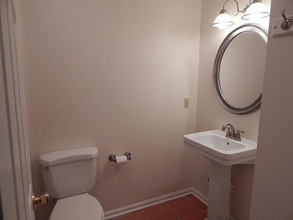 3rd image of 120 Eagles Landing Dr